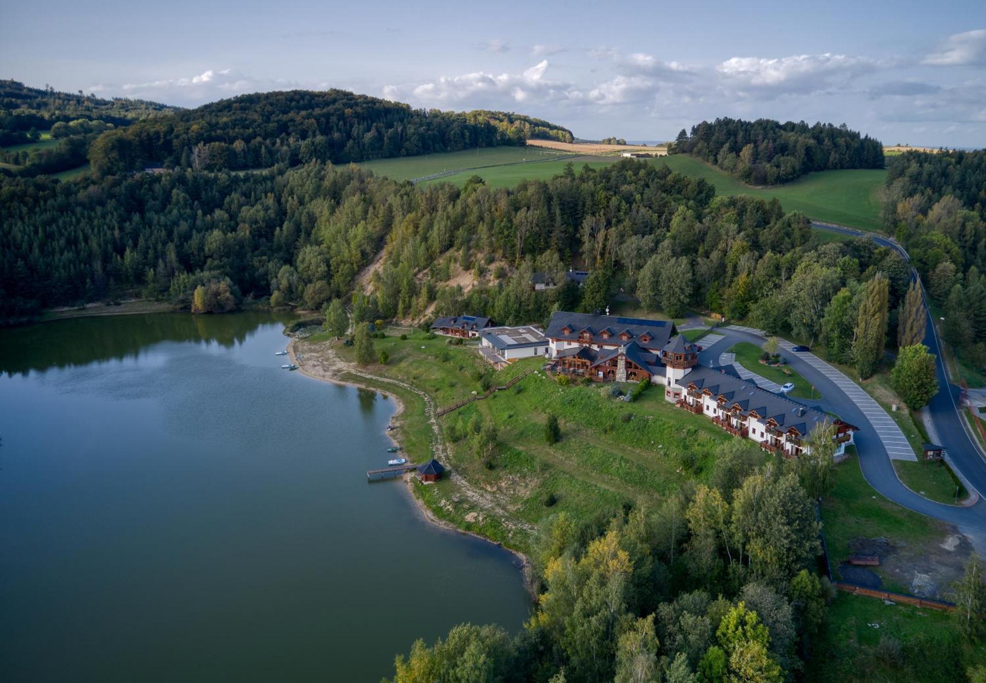 Rezidence U Jezera Hotel Jeseník Eksteriør billede